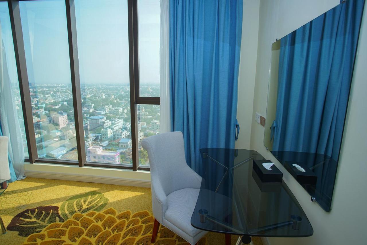 Grand Park Hotel Mandalay Bagian luar foto