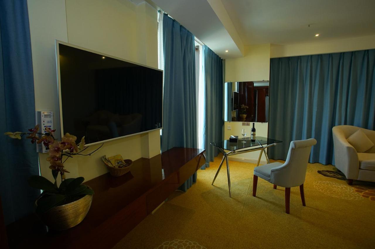 Grand Park Hotel Mandalay Bagian luar foto