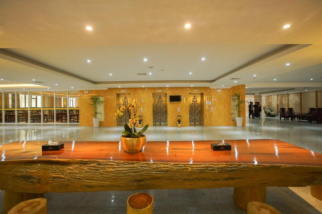 Grand Park Hotel Mandalay Bagian luar foto