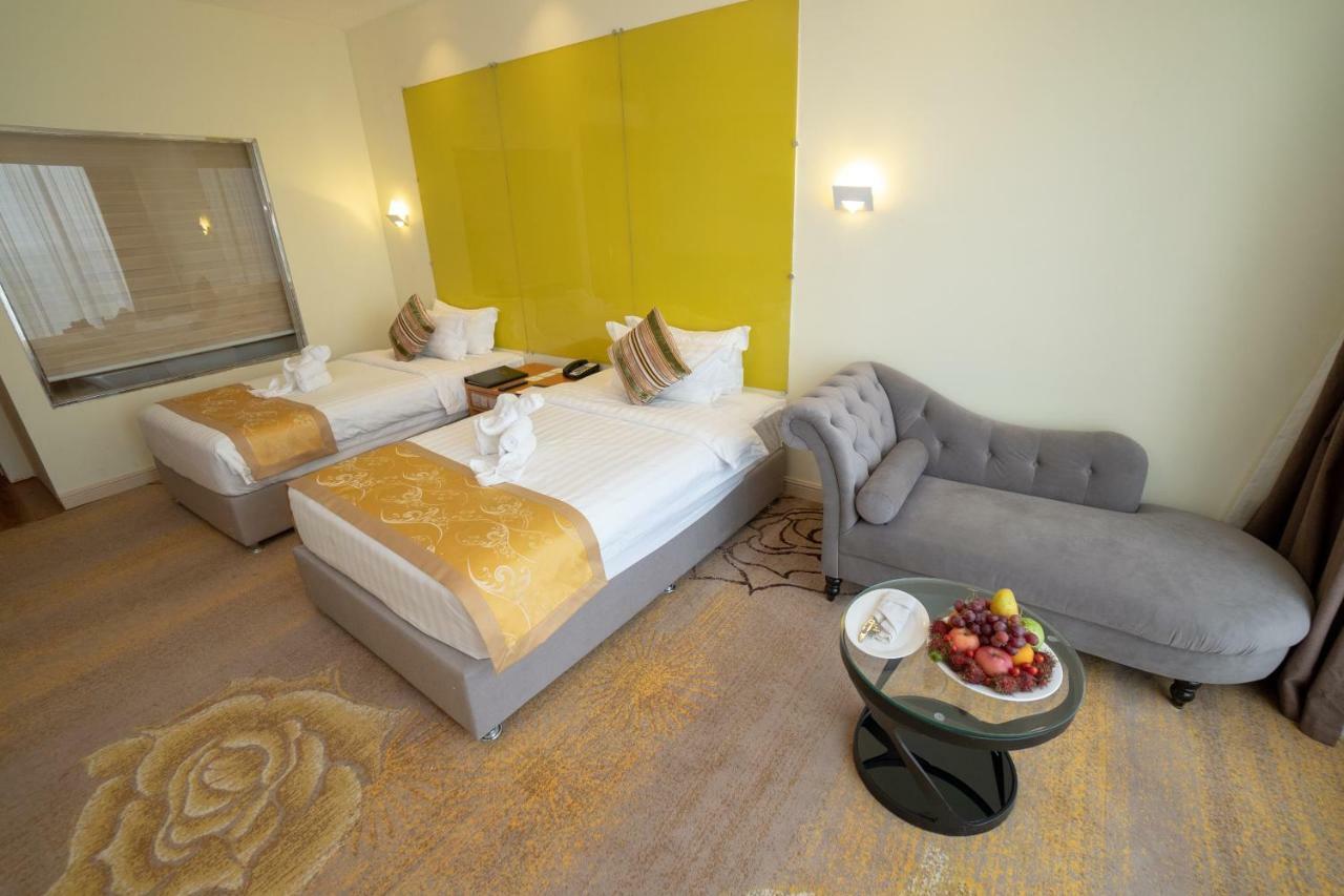 Grand Park Hotel Mandalay Bagian luar foto
