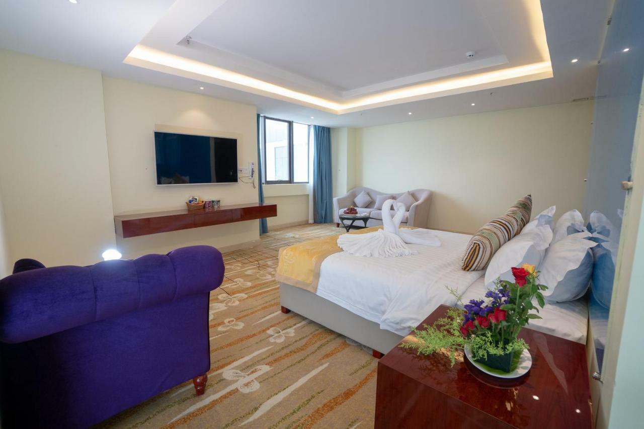 Grand Park Hotel Mandalay Bagian luar foto